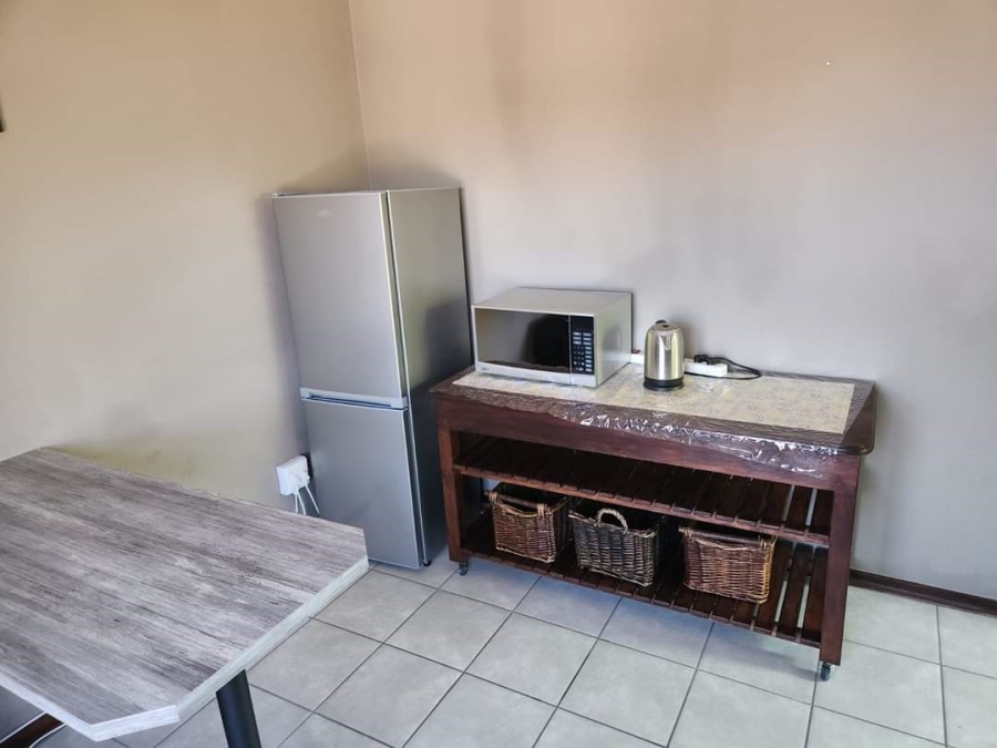 To Let 1 Bedroom Property for Rent in Langenhovenpark Free State